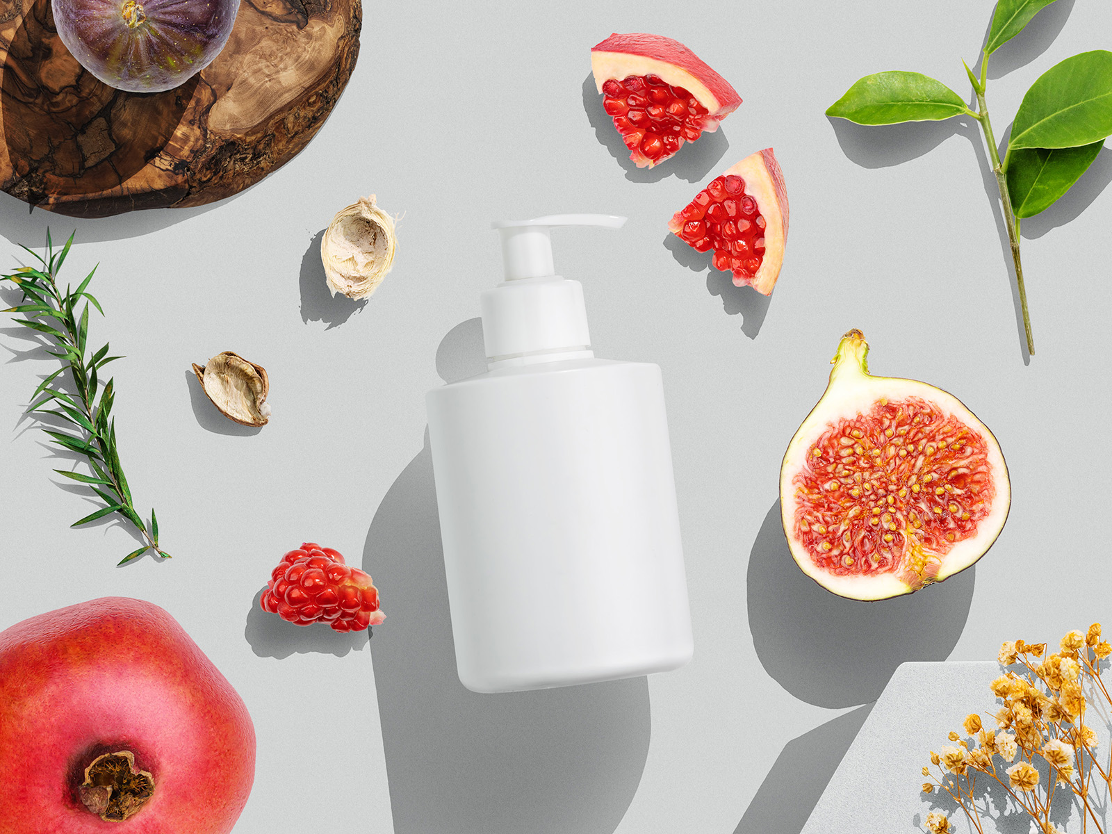 [MSC] Cosmetic pump bottle mockup